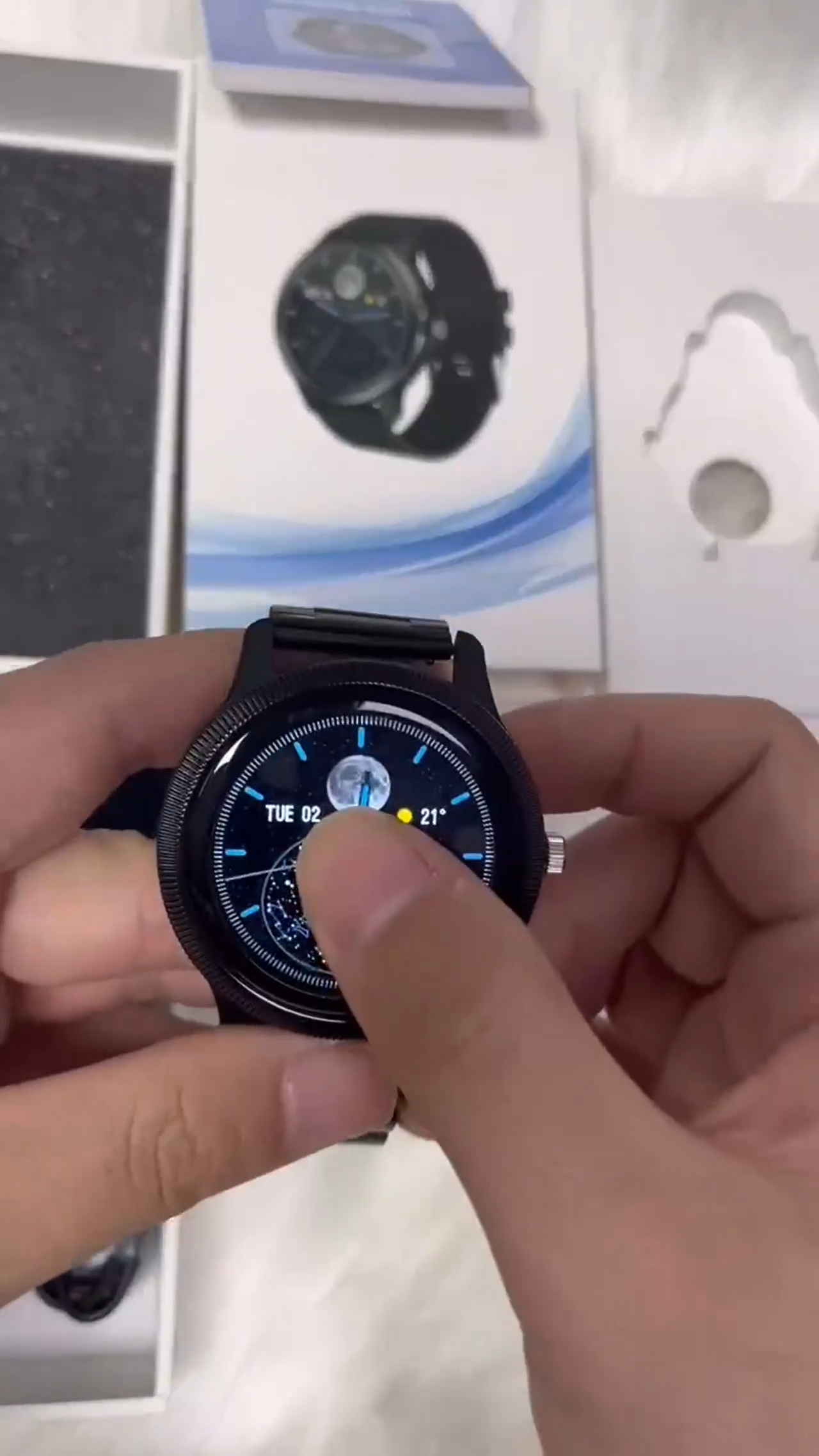 All-in-One Fitness Smartwatch